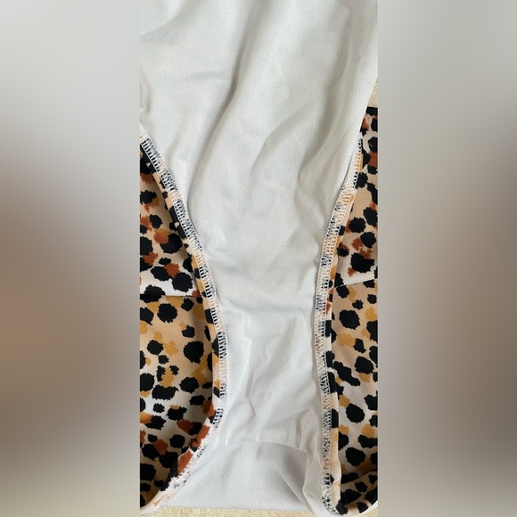 Victoria Secret brown/white/black animal print strapless bikini with fringe; L - Picture 6 of 6